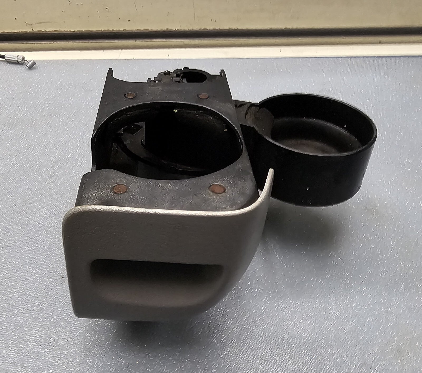 🔥95-99 CHEVROLET GMC TRUCK SILVERADO C/K Dash Cup Holder Drink Holder GRAY CH1