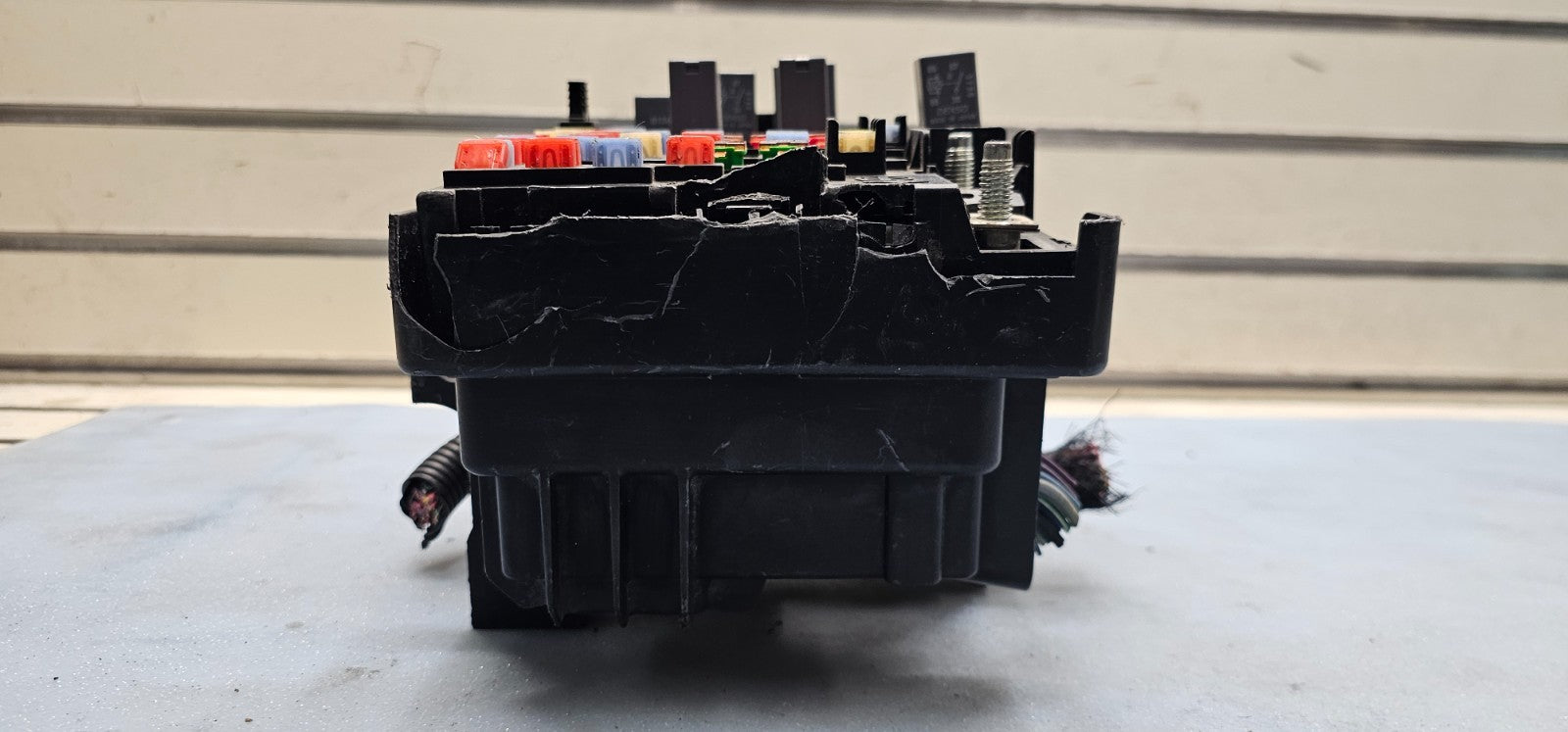🔥07-09 Equinox Torrent Engine Fuse Relay Box Control Junction Module TIPM Unit