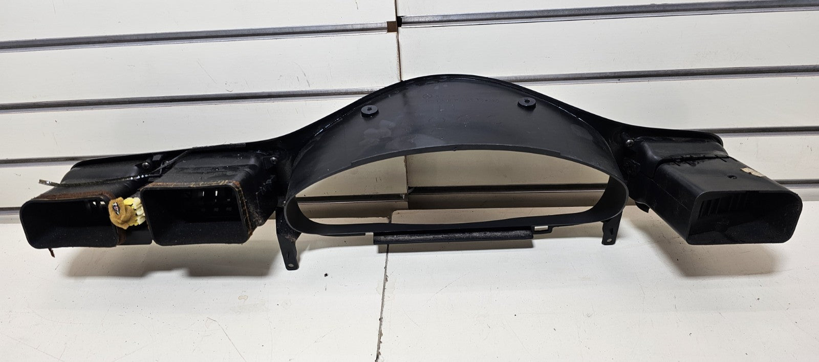 🔥00-04 Subaru Legacy Outback Speedometer Instrument Cluster Dash Bezel Air Vent