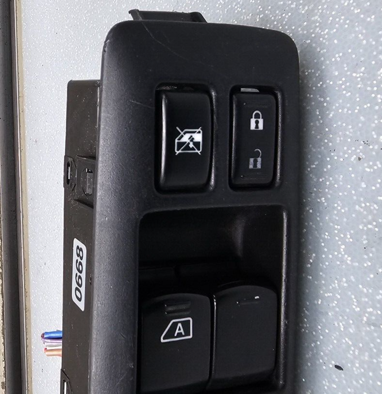 11-15 NISSAN ROGUE FRONT LEFT DRIVER MASTER POWER WINDOW SWITCH ASSEMBLY BLACK