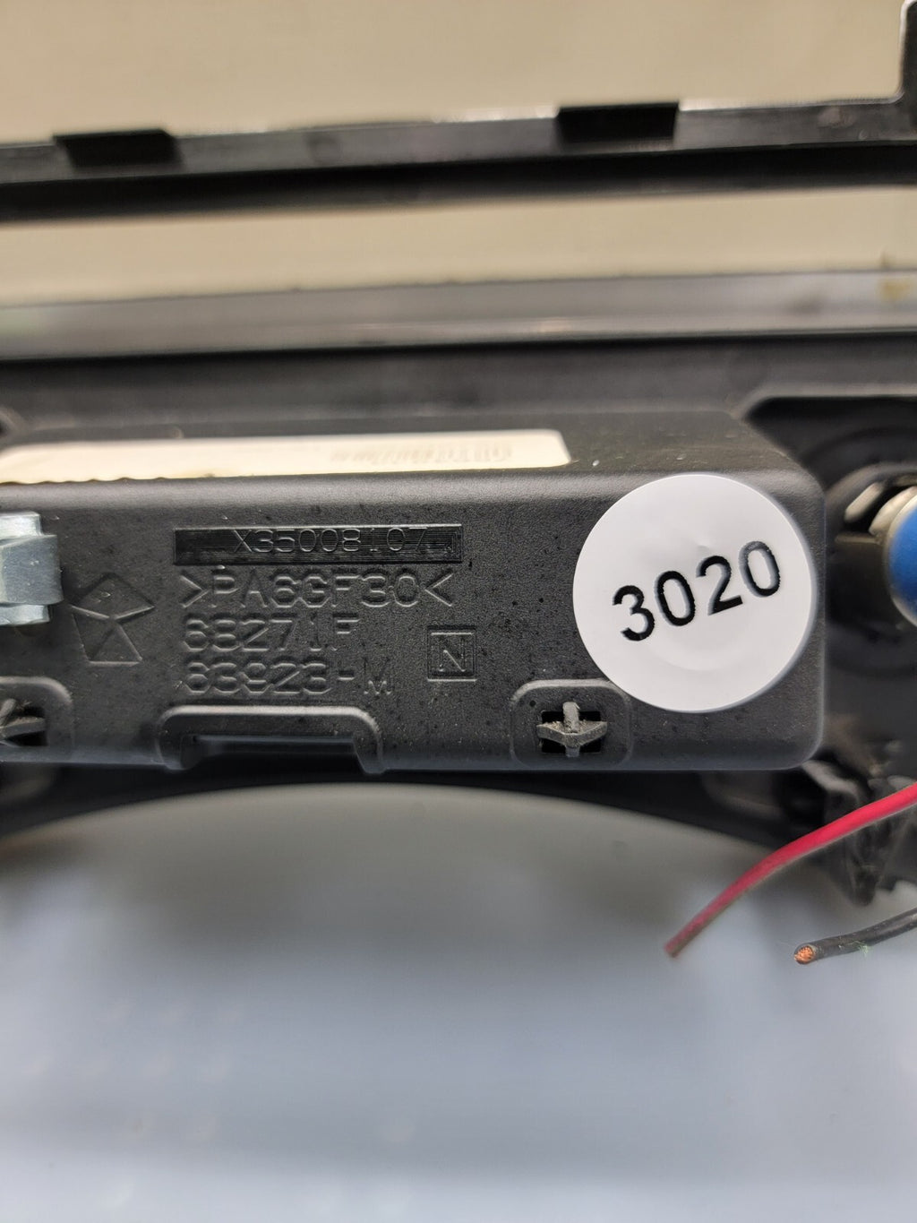🔥2005-2006 JEEP GRAND CHEROKEE DASH PANEL RADIO SURROUND TRIM BEZEL OEM B70