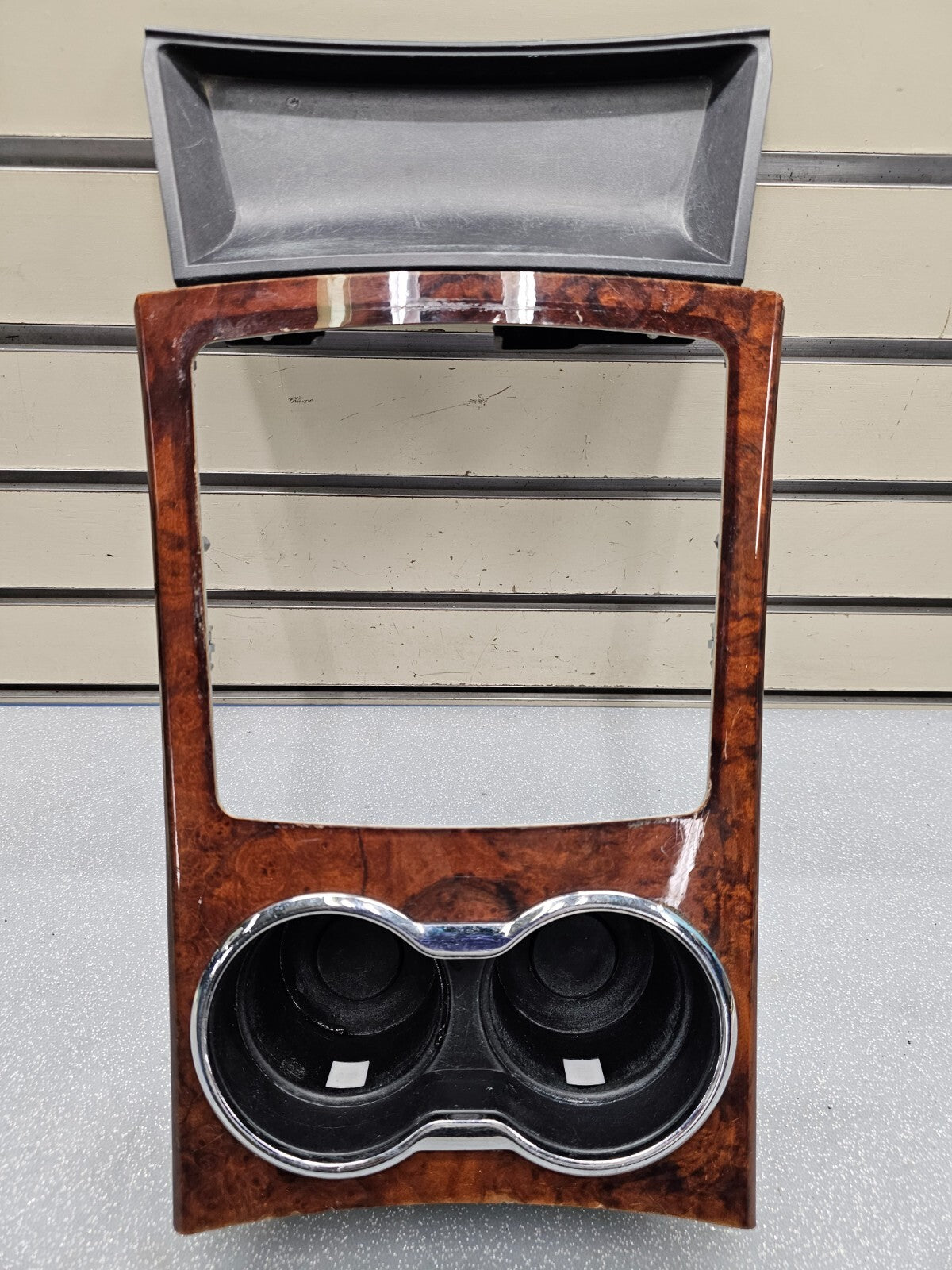 🔥08-10 CHRYSLER 300 CENTER CONSOLE SHIFTER BEZEL CUP HOLDER TRIM ASSEMBLY WOOD