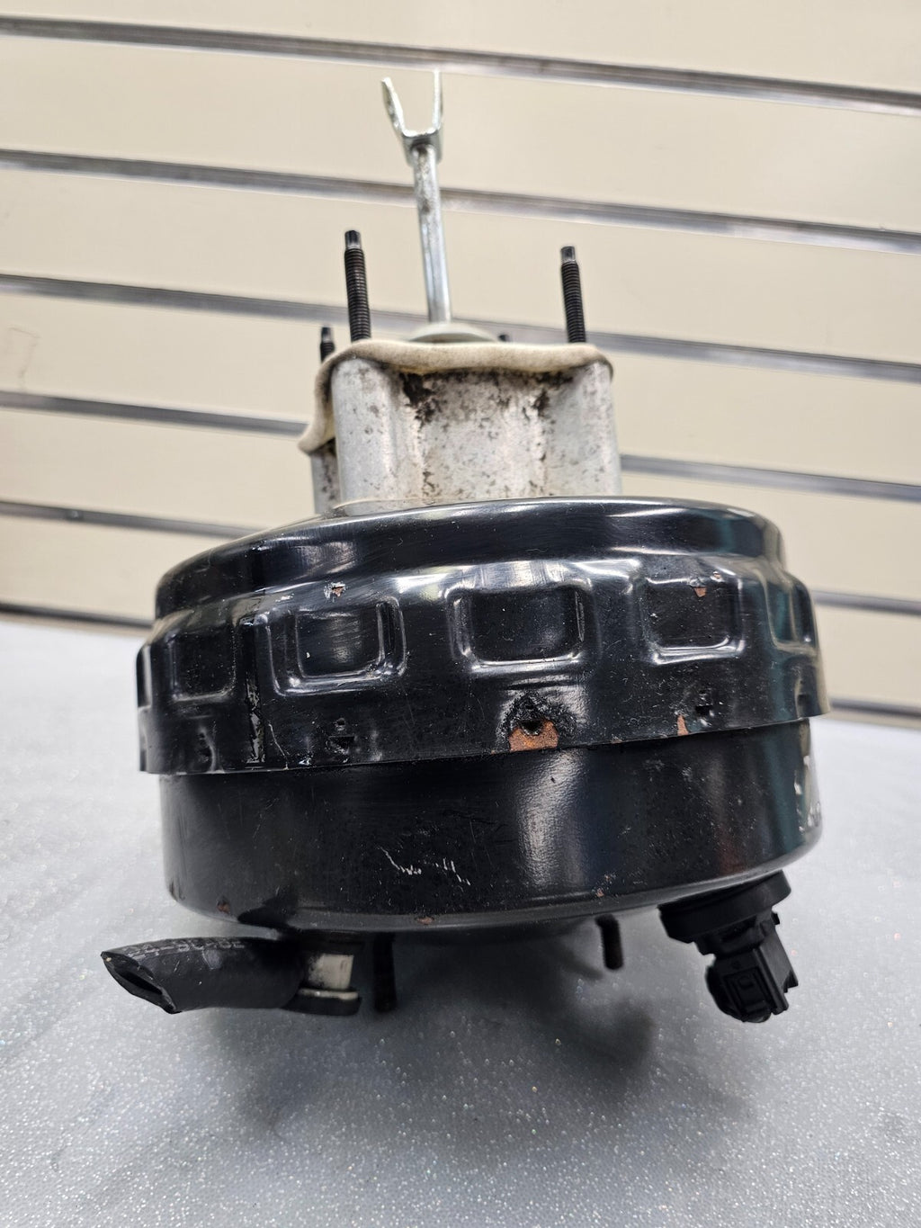 🔥2006-2010 Ford Explorer Power Brake Booster OEM