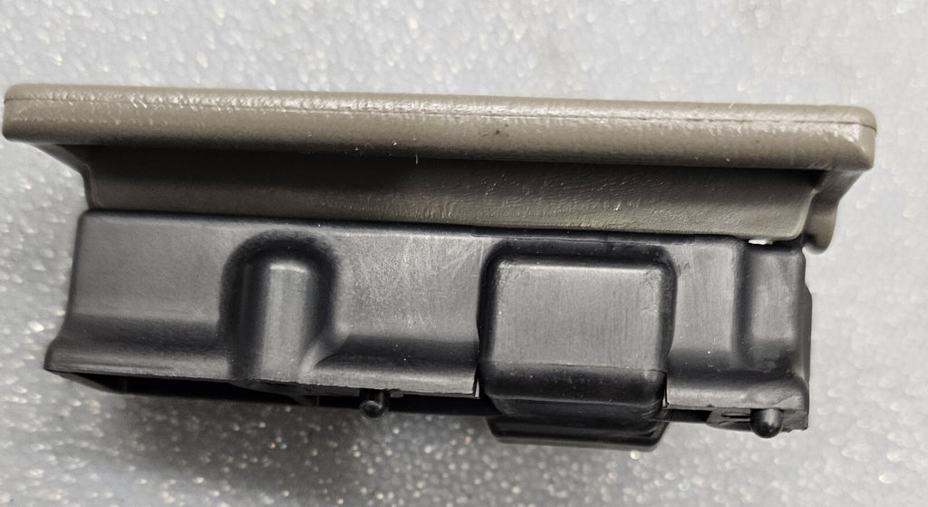 95-06 Nissan Sentra 95-98 200SX 240SX Glove Box Compartment Lock Latch Assembly