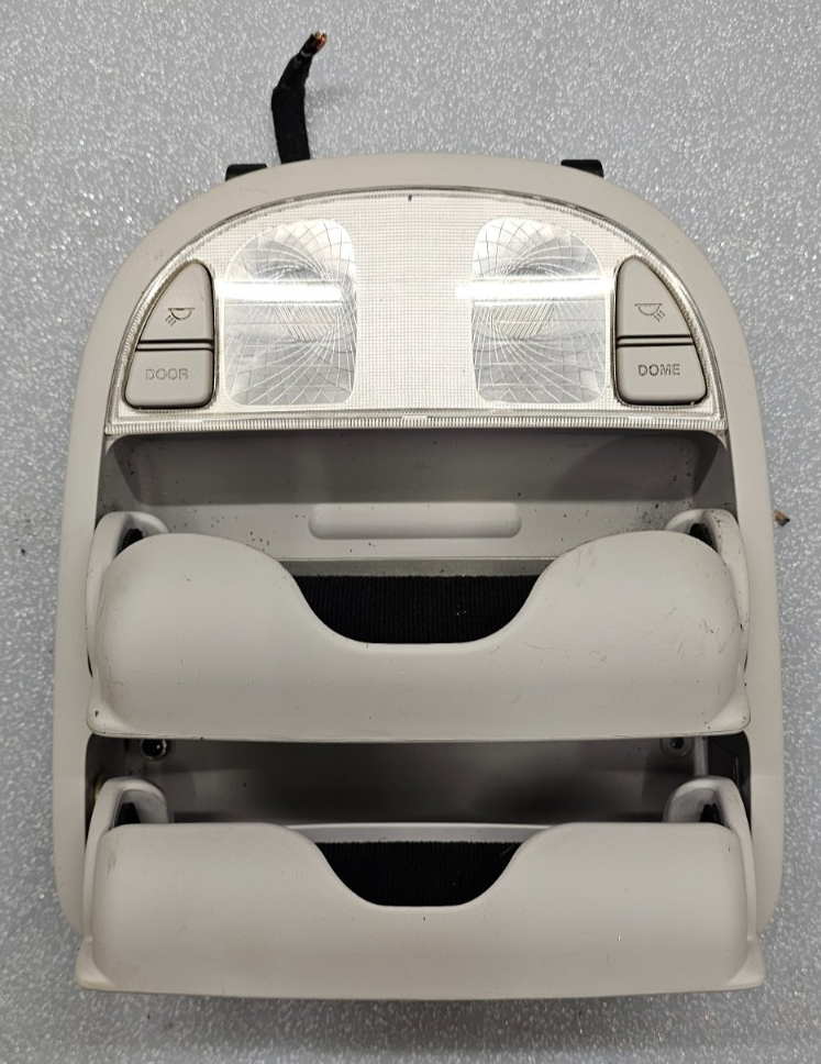 🔥07-12 HYUNDAI SANTA FE FRONT OVERHEAD CONSOLE DOME MAP LIGHT LAMP SUNROOF GRAY