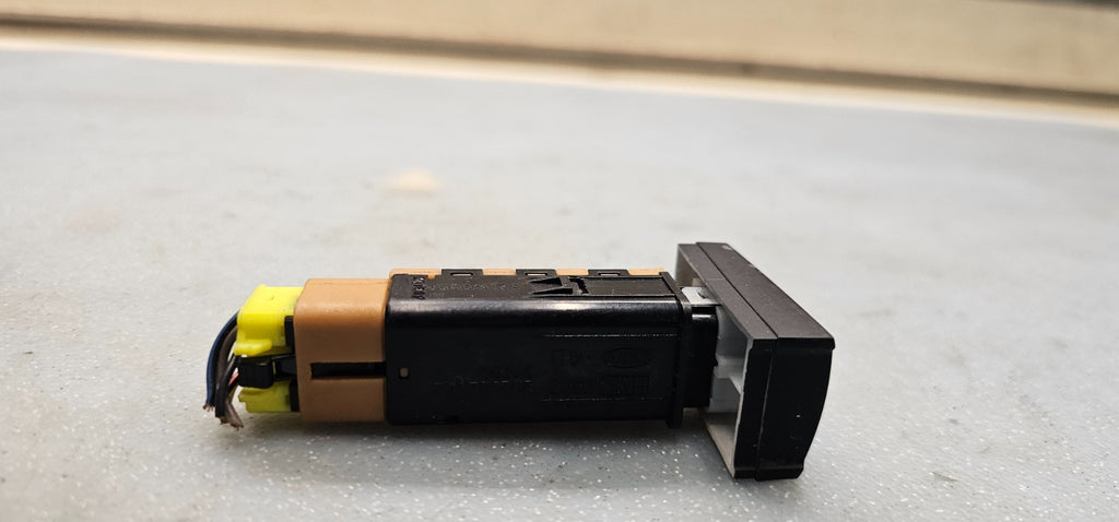 🔥09-12 HYUNDAI SANTA FE Rear Window Heating Heated Switch Button Assy Black OEM