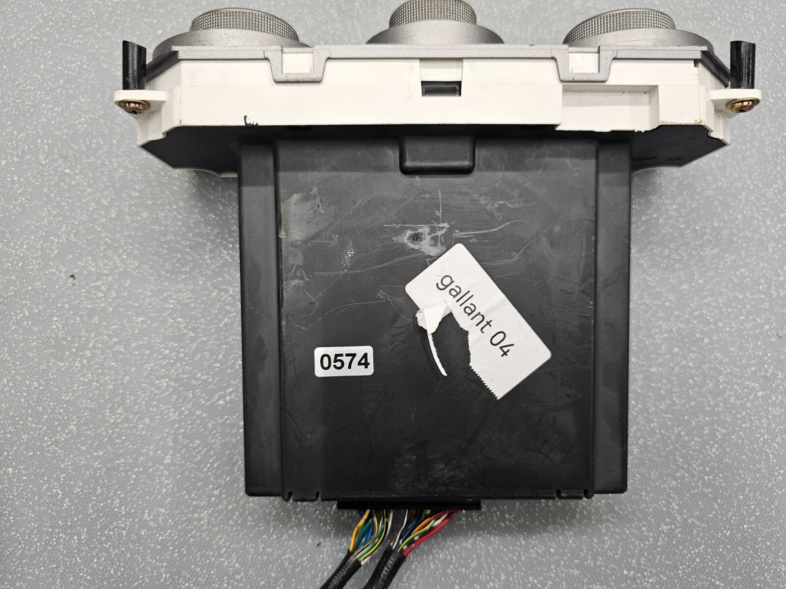 04-06 MITSUBISHI Galant Dash A/C Climate Heater Temperature Control Panel UNIT