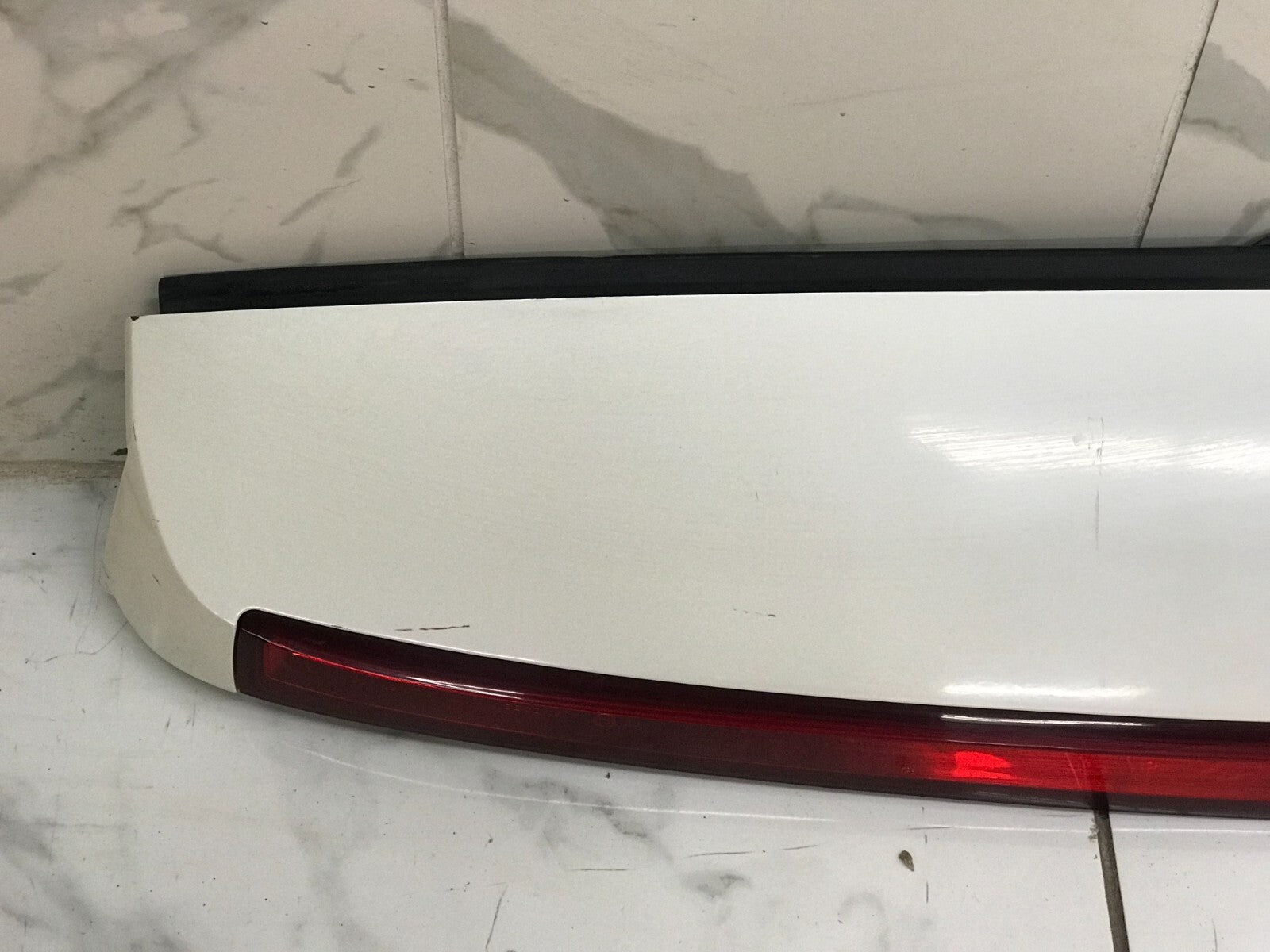 🔥07-14 CADILLAC ESCALADE LIFTGATE SPOILER WING 3RD THIRD TAILLIGHT