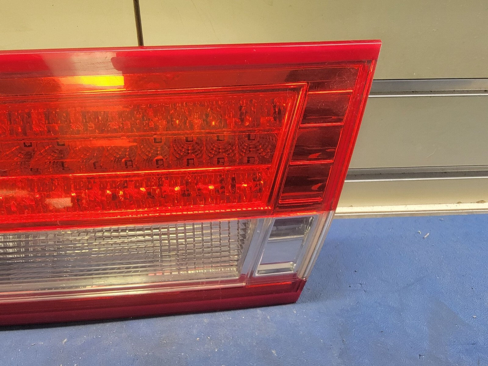 10-12 Lincoln Mkz Driver Left Side Tail Light Taillight OEM