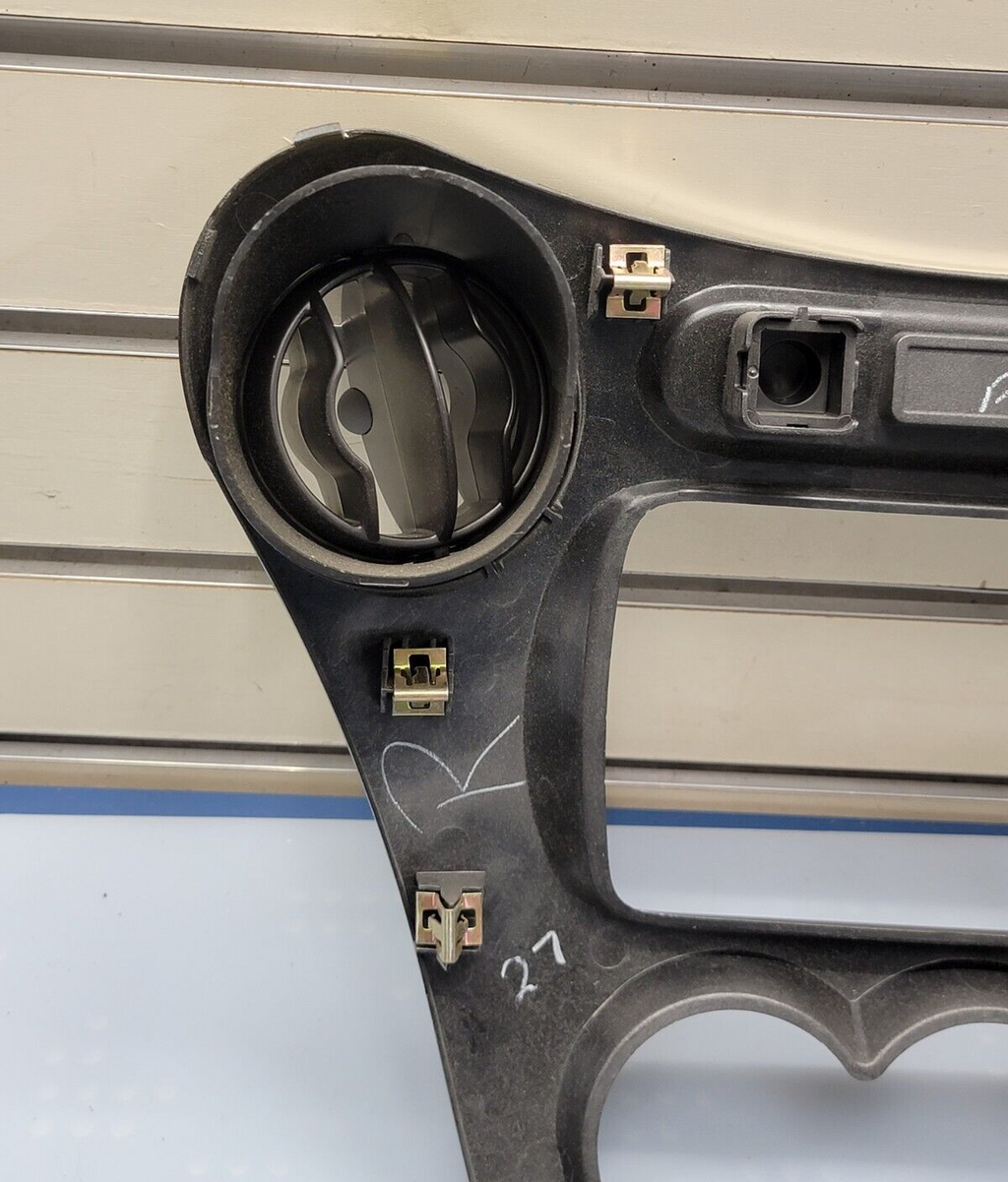 🔥2003-2007 Saturn Ion Radio AC Climate Control Bezel Assembly Vents silver