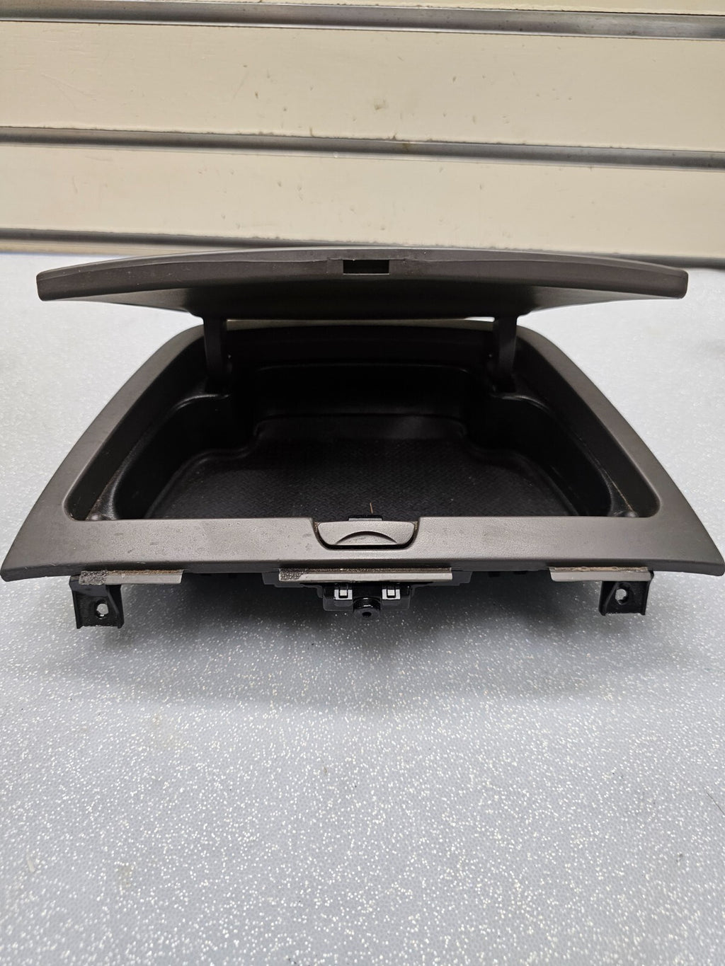 🔥07-10 Hyundai Elantra Center Upper Dash Cubby Storage Compartment Black OEM