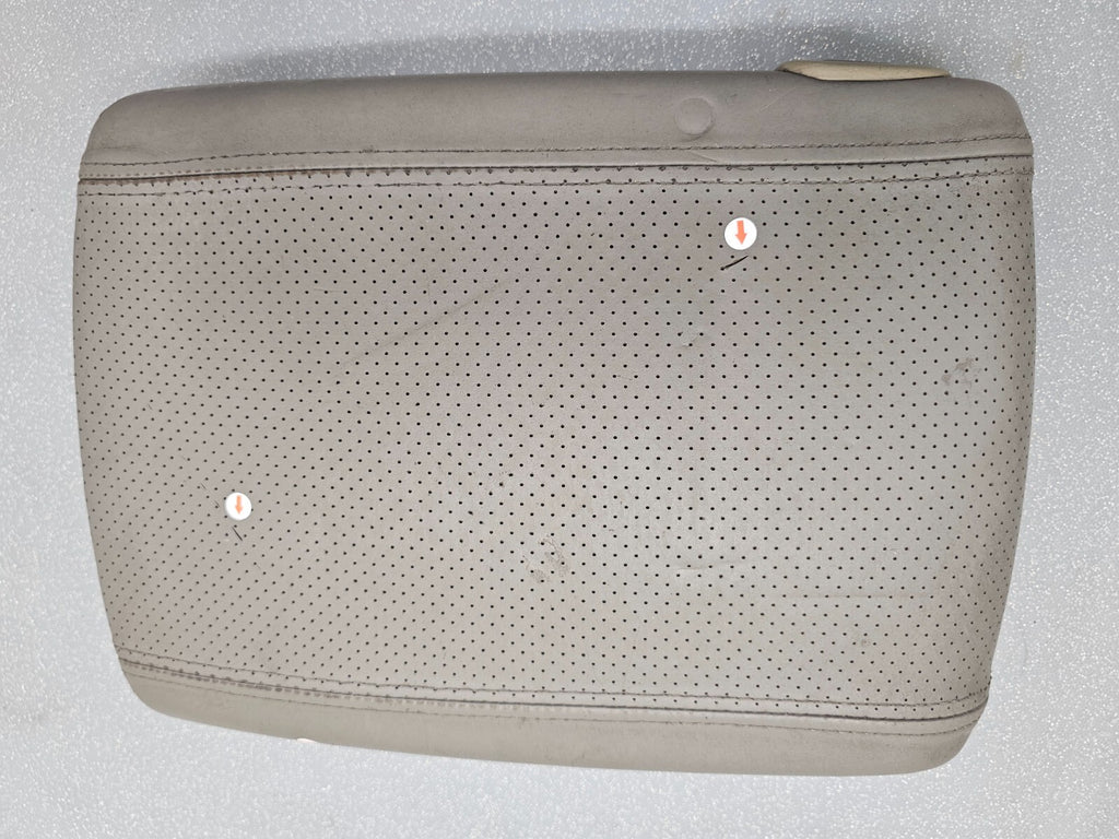 🔥02-06 Cadillac ESCALADE YUKON Center Console Armrest Storage LEATHER LT GRAY