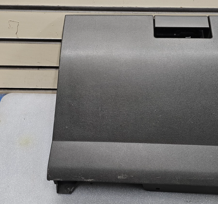 04-07 TITAN ARMADA Dash GLOVE BOX Storage Compartment Instrument Assembly Black