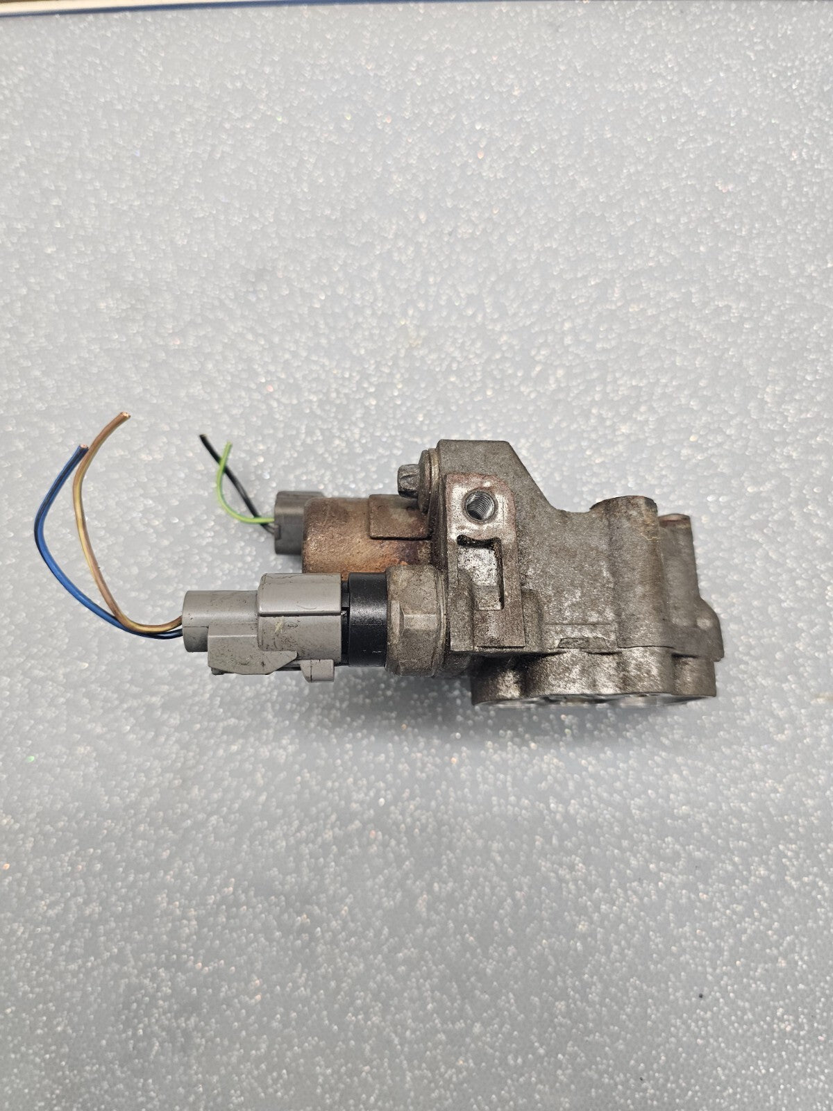 06-11 HONDA CIVIC 02-06 ACURA RSX 03-11 HONDA ELEMENT VTEC SOLENOID SPOOL VALVE