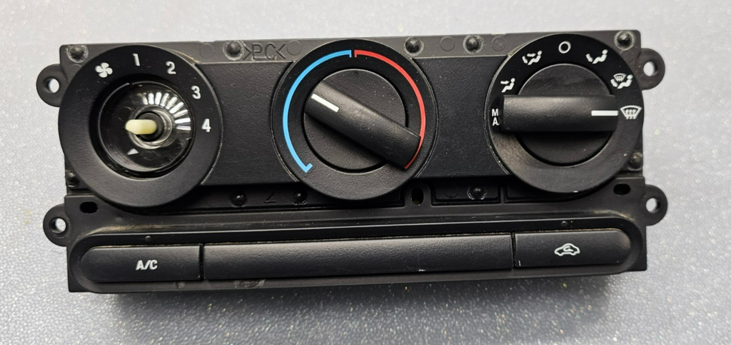04-08 Ford F150 F250 Dash AC Heater Climate Control Temperature Conditioner OEM