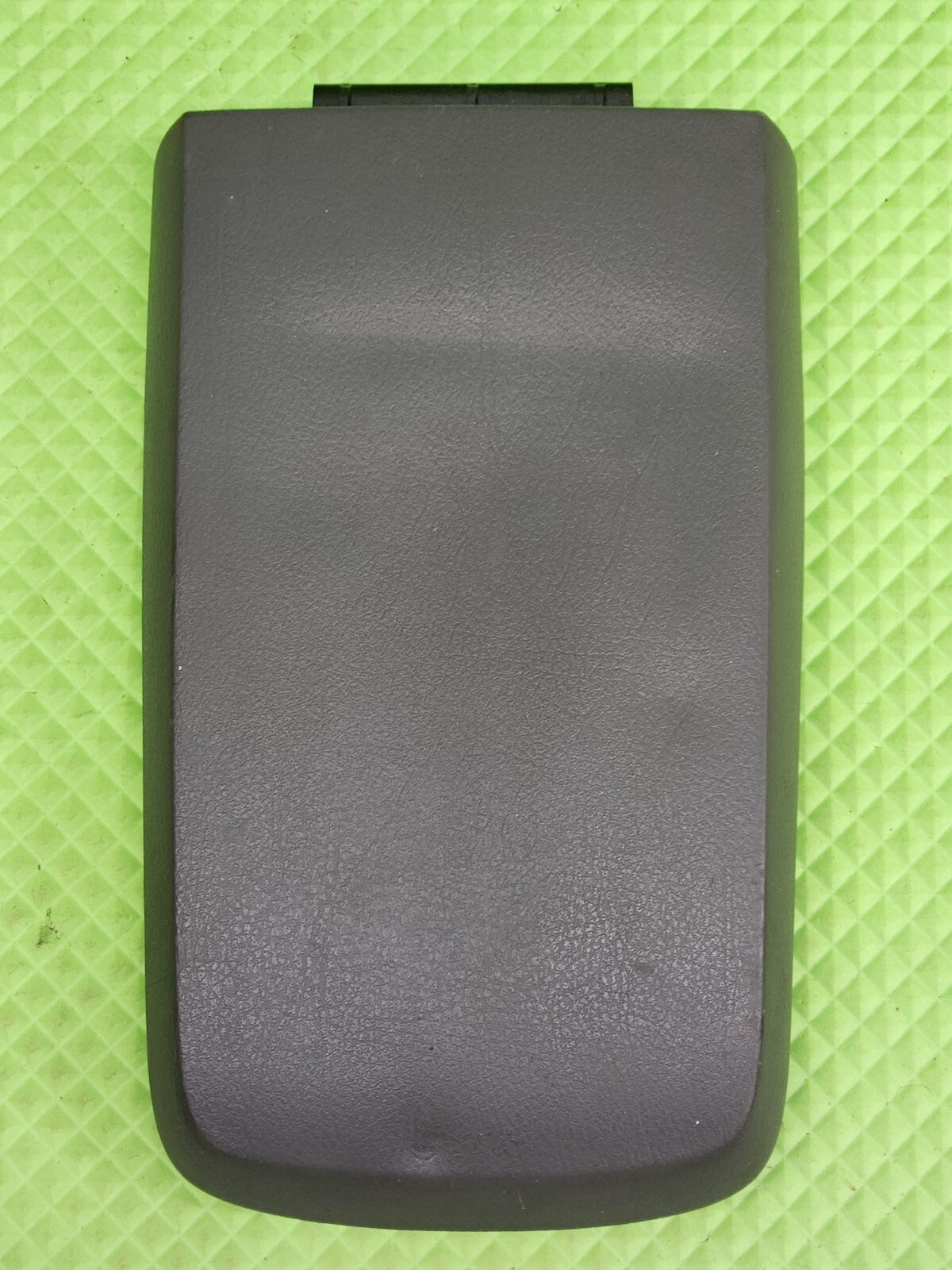 2002-2005 FORD EXPLORER Mercury Mountaineer Armrest Assembly BLACK