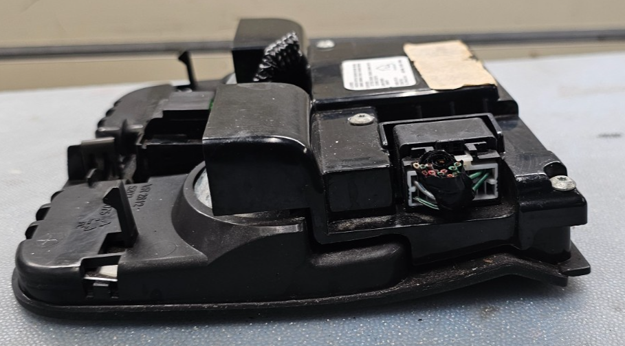 🔥04-08 TL FRONT OVERHEAD CONSOLE SUNROOF DOME MAP LIGHT TRIM CEILING BLACK