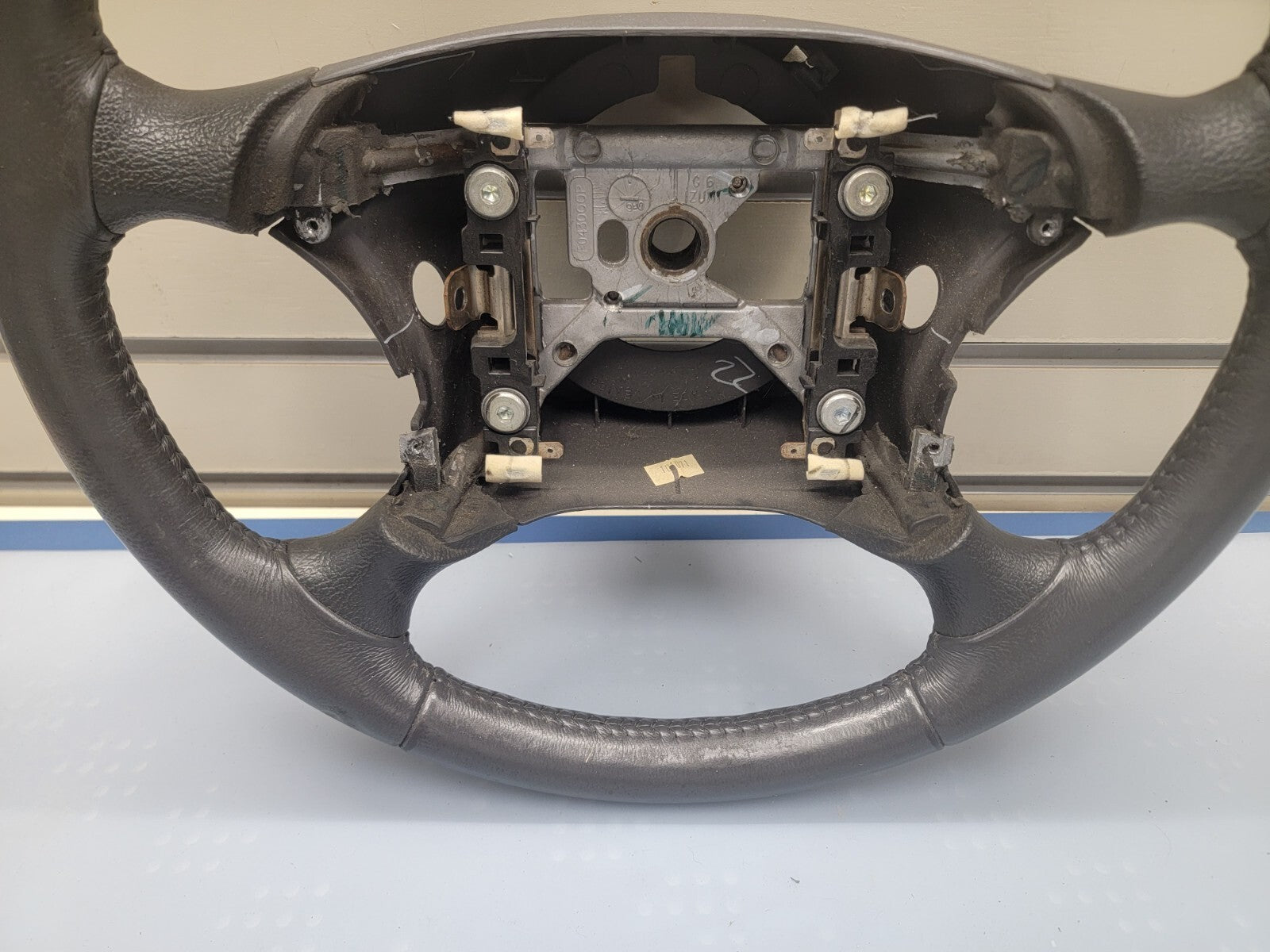 1999-2004 Ford Mustang Charcoal Leather GT Steering Wheel OEM Black