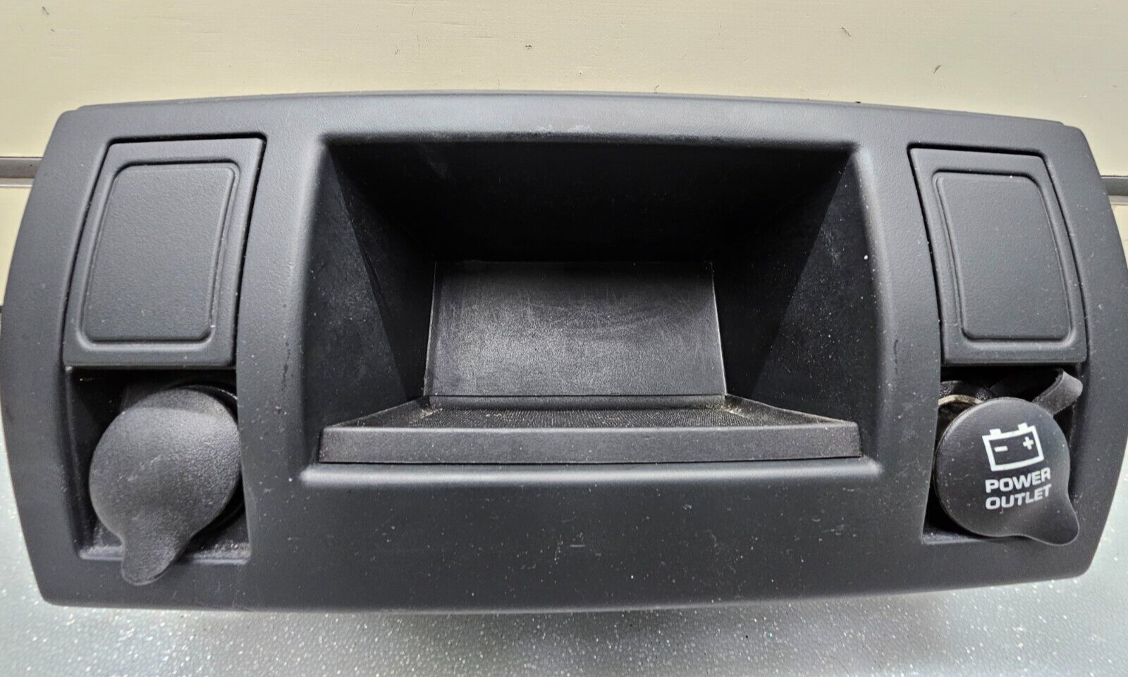 99-04 GRAND CHEROKEE Dash Bezel Lower ASHTRAY Coin Tray BLACK