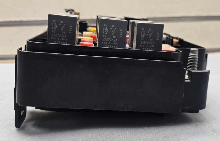 🔥08-10 CHEVY COBALT ENGINE FUSE RELAY BOX JUNCTION INTEGRATED POWER MODULE OEM