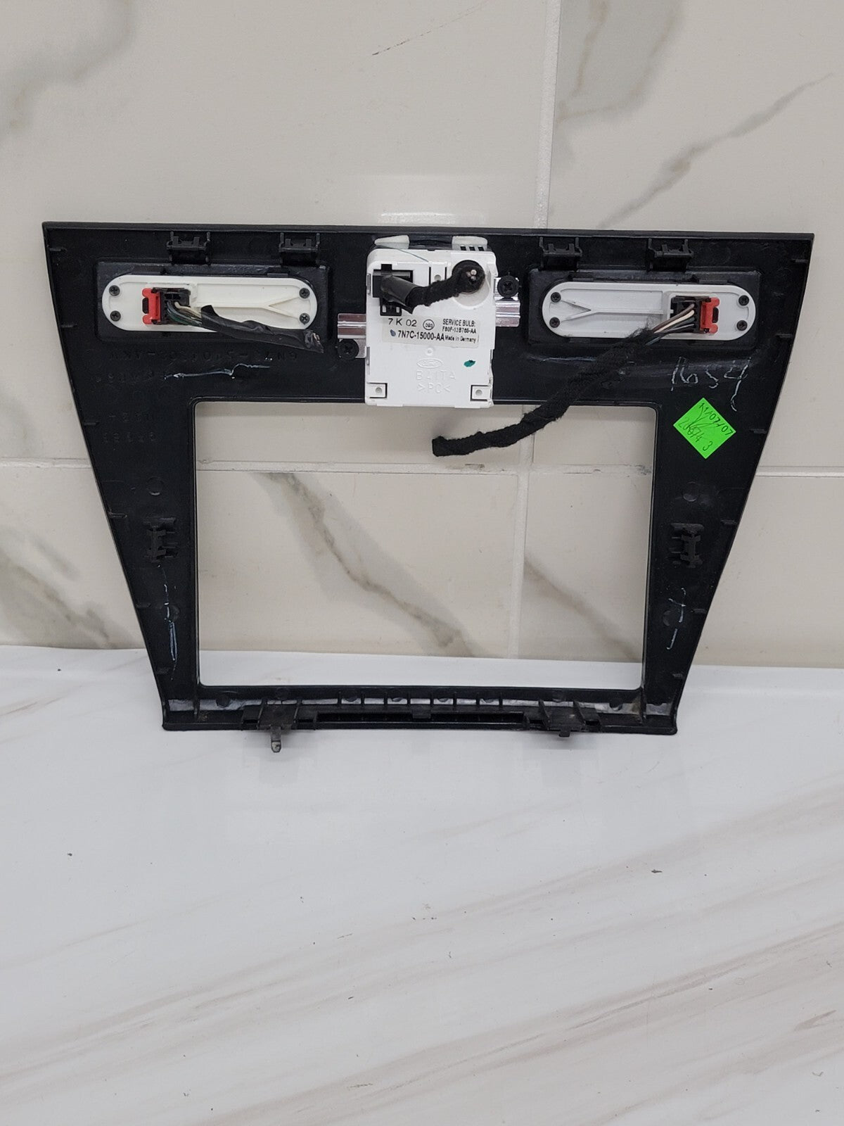 🔥2006-2009 Ford Fusion Dash Radio Bezel With Clock 7N7C-15000-AA Black