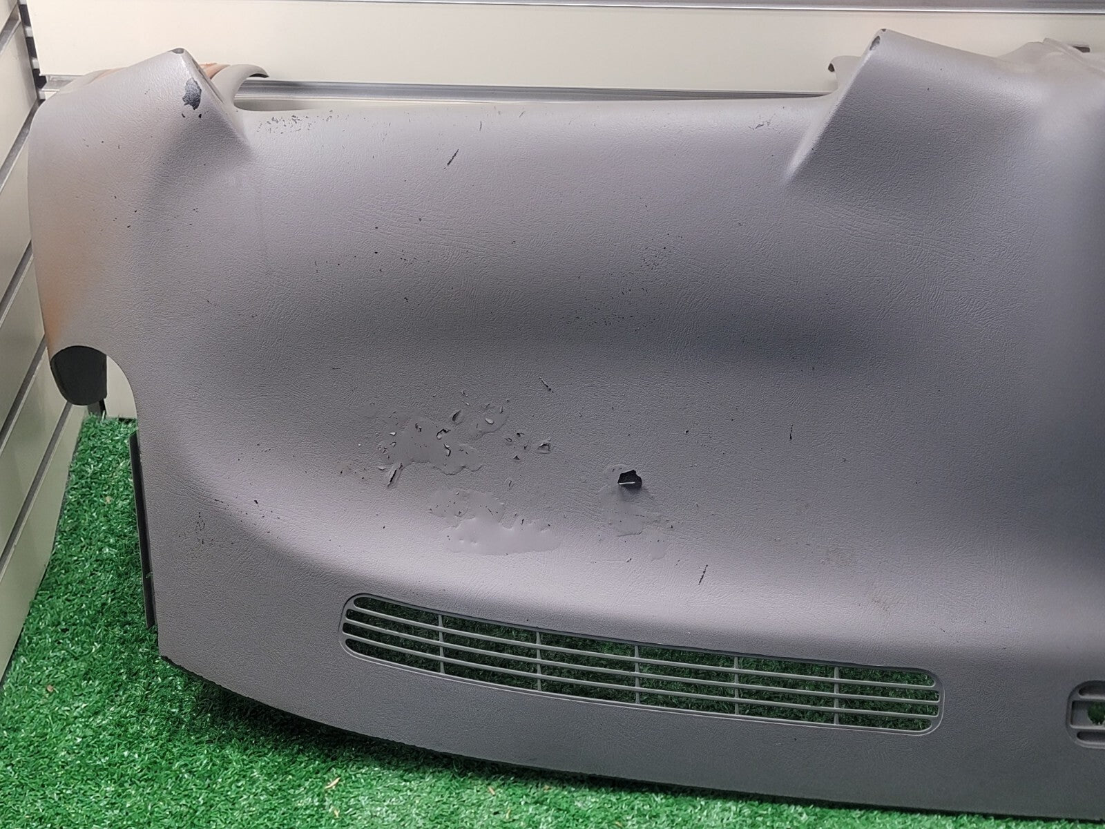 99-06 SILVERADO SIERRA TAHOE Upper Cap Cover Top Dashboard pad LIGHT GRAY DP1