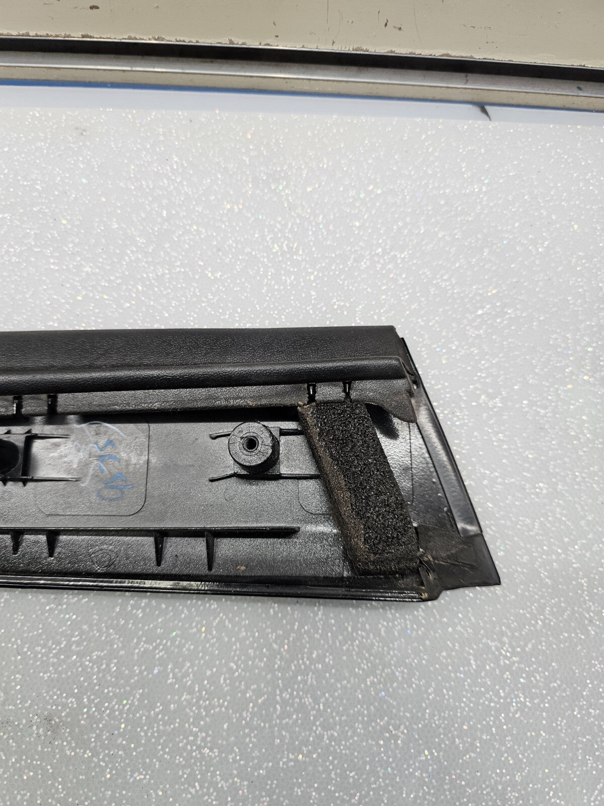 🔥2004-2008 Nissan Maxima Passenger Side Rear Door Sash Cover Trim Panel OEM