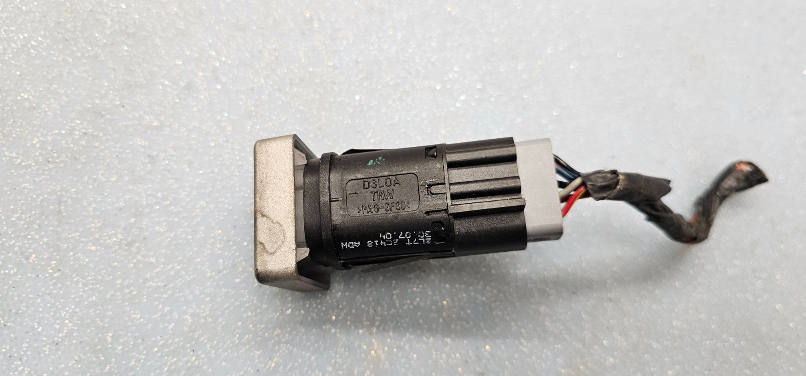 🔥02-06 Lincoln Navigator 5.4L 4WD Dash TCS Off Switch Traction Control Button