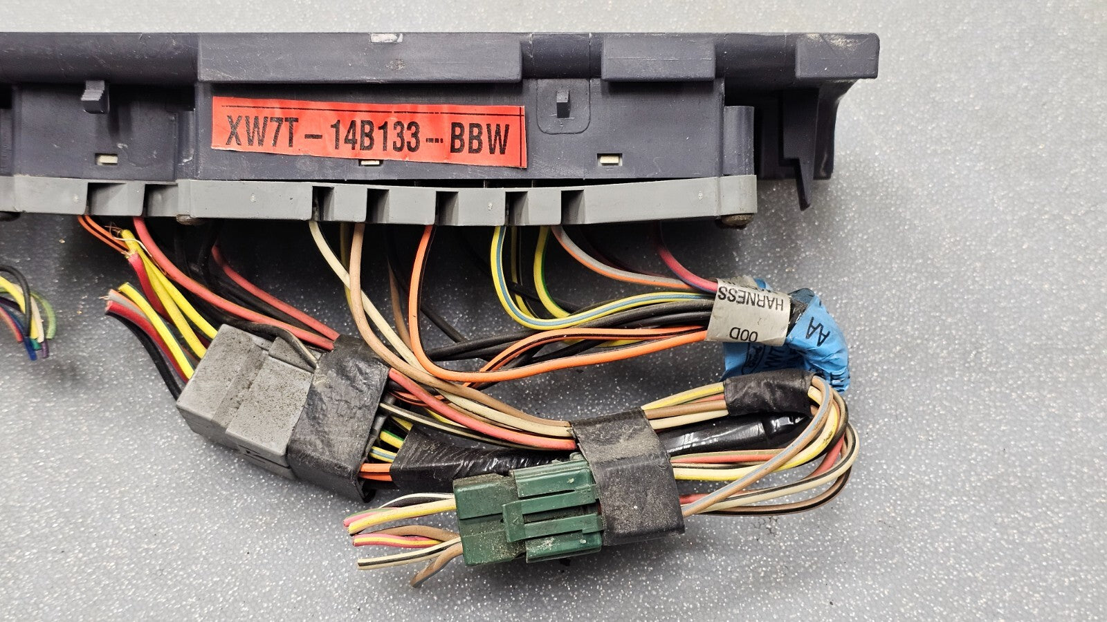 98-02 Crown Victoria Grand Marquis Power Left Driver Master Window Switch Black
