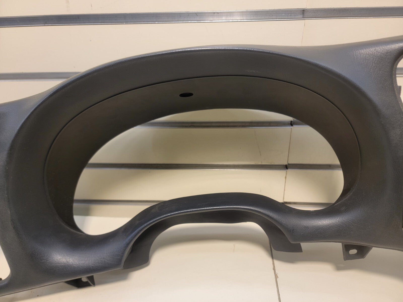 98-04 BLAZER S10 JIMMY SONOMA Cluster Dash Radio Bezel Black C8
