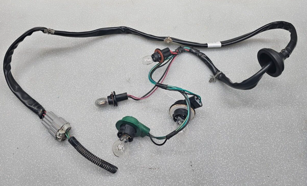 04-15 Nissan Titan Rear Tail Light Break Light Lamp Wiring Harness AssemblyLH/RH