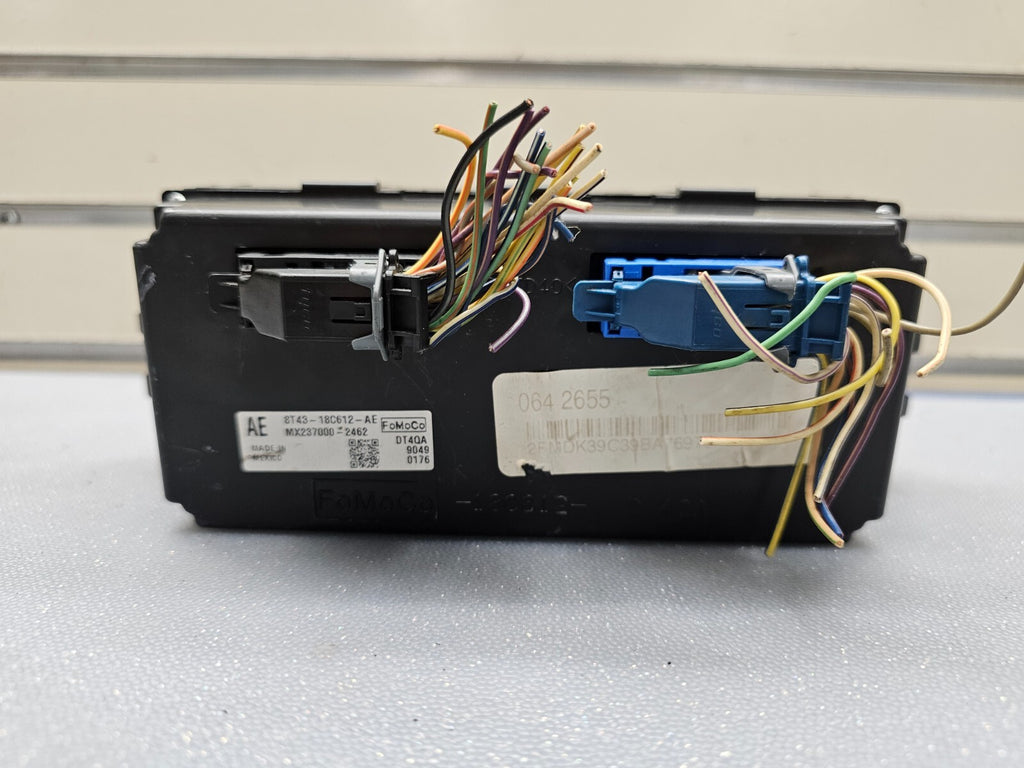 07-10 Ford Edge Dash Center A/C Heater Control Temperature Climate Control Unit