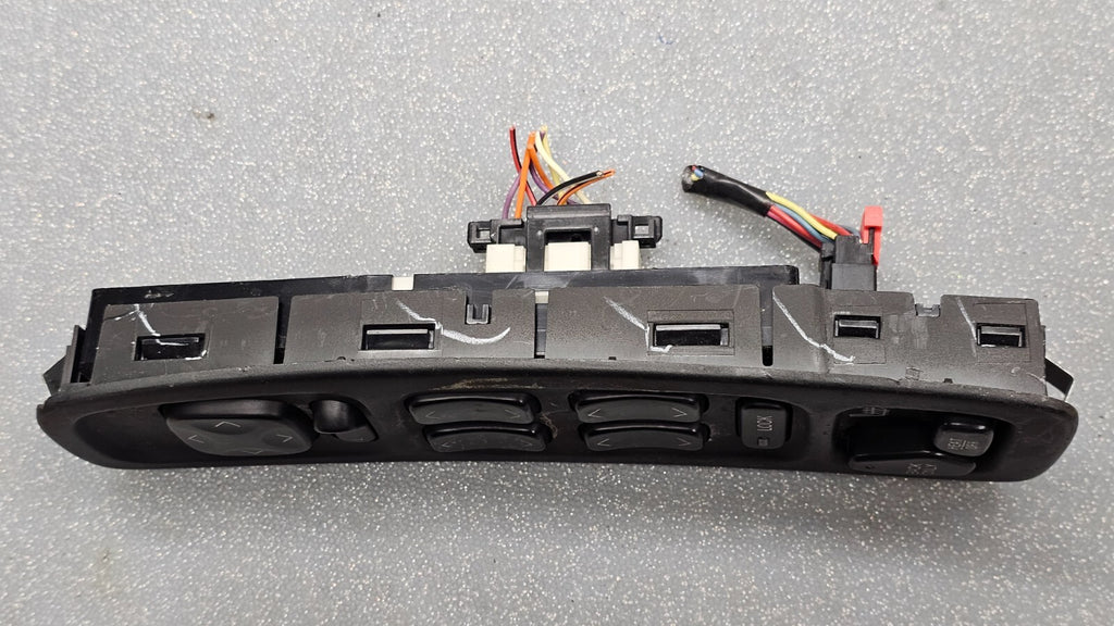 98-04 Deville Seville Left Driver Master Window Door Power Switch Assembly Black