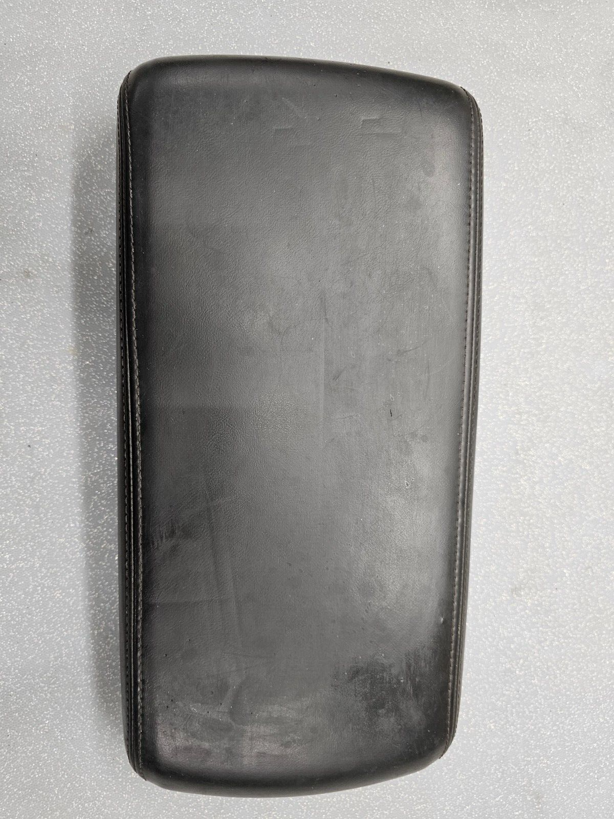 🔥08-10 Dodge Charger Center Console Arm Rest Lid Leather Assembly Cover BLACK