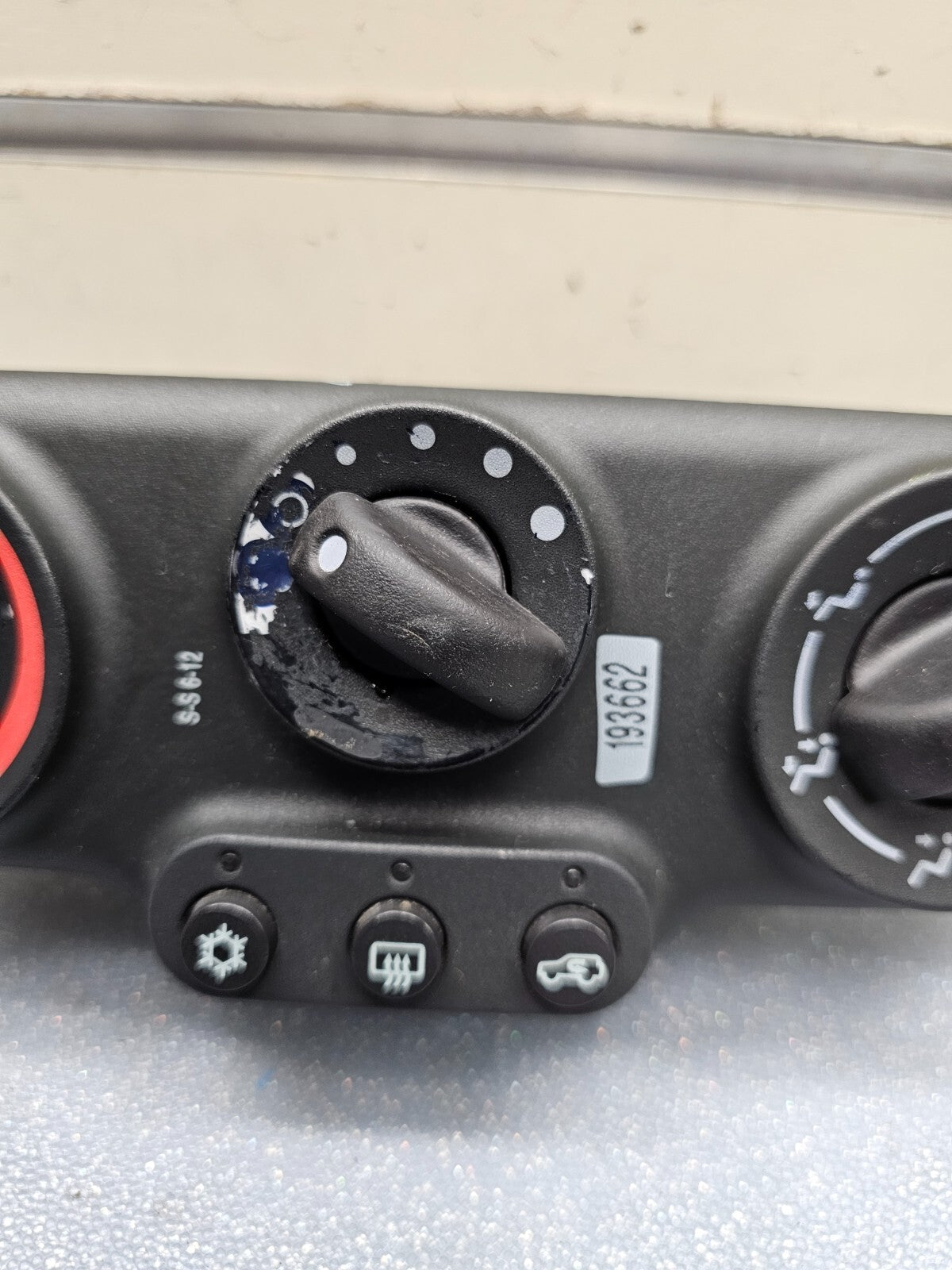🔥2005 Chevy Equinox A/C Dash Temperature Heater Climate Control Conditioner OEM