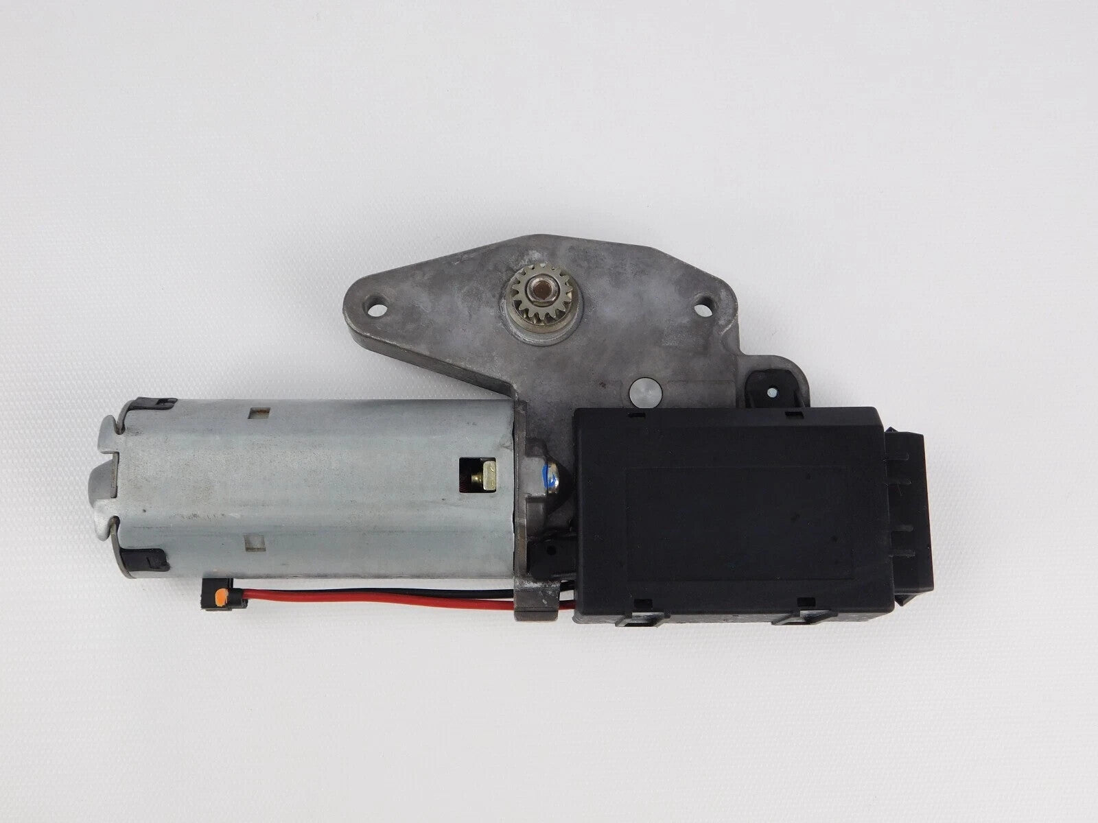 02-04 Escalade Silverado Tahoe Yukon Sunroof Moonroof Power Motor OEM