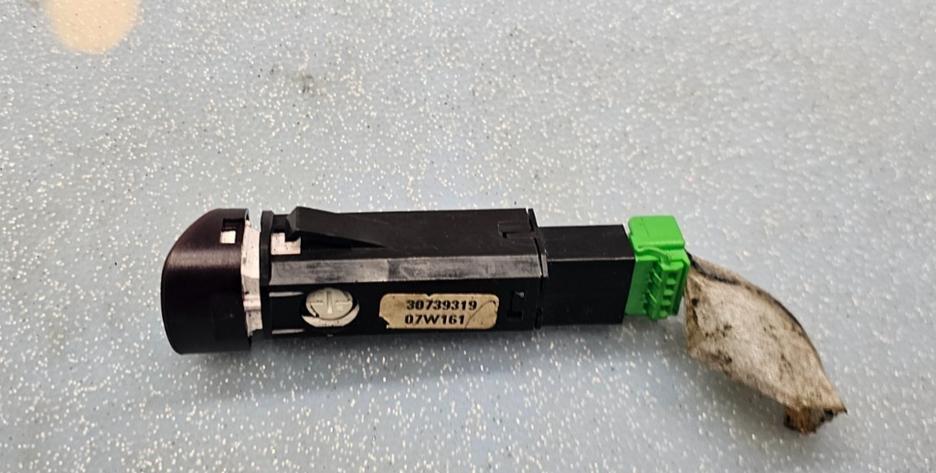 🔥98-14 Volvo XC90 S80 V70 Emergency Hazard Light Control Switch Unit Assy Black