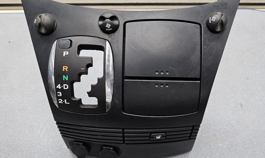 🔥04-10 TOYOTA SIENNA Center Console Gear Shifter Shift Bezel Cup Holder Black