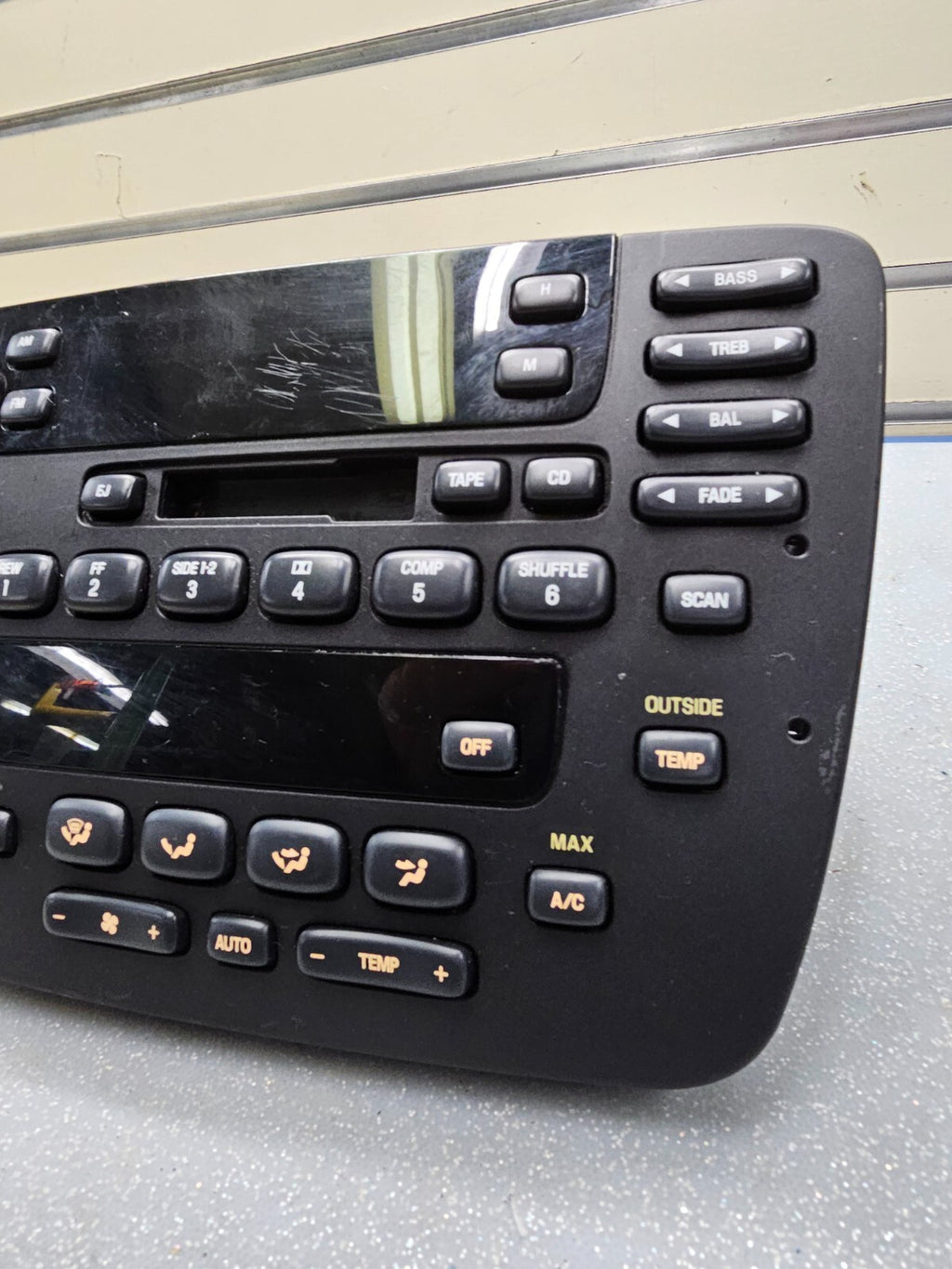 🔥2001-2003 Ford Taurus Dash Am Fm CD Player Radio Equipment Receiver HTANC OEM