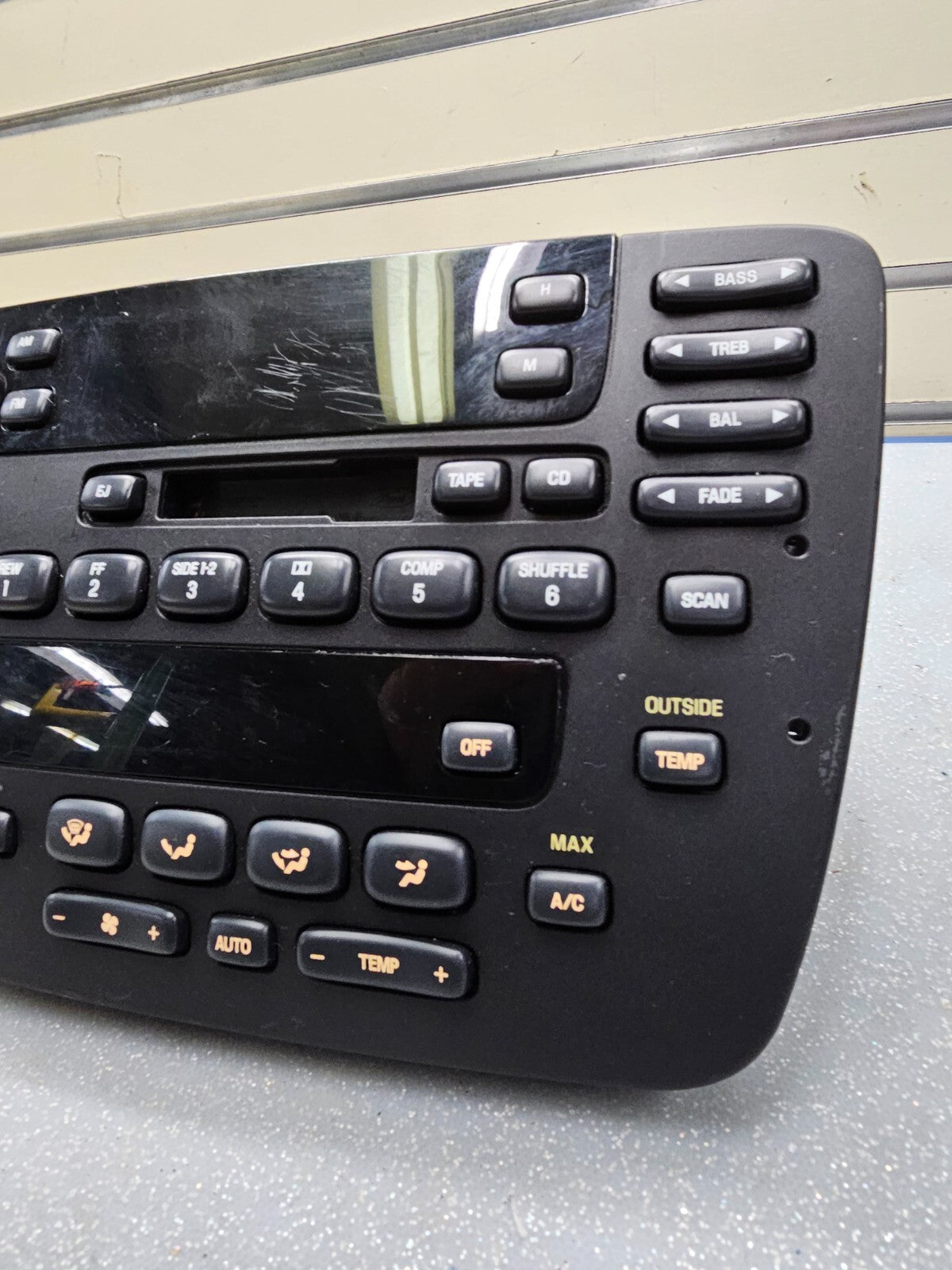 🔥2001-2003 Ford Taurus Dash Am Fm CD Player Radio Equipment Receiver HTANC OEM
