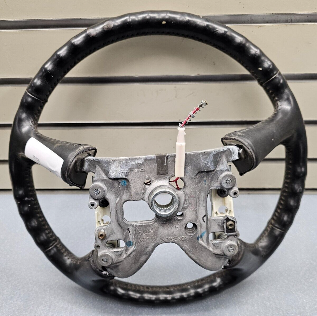 99-02 Chevy Silverado Tahoe Suburban Blazer SONOMA Steering Wheel Leather black