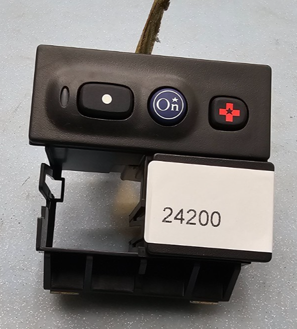 🔥2001-2003 GMC Yukon Denali OnStar Multi‑Function Dash Switch Panel OEM
