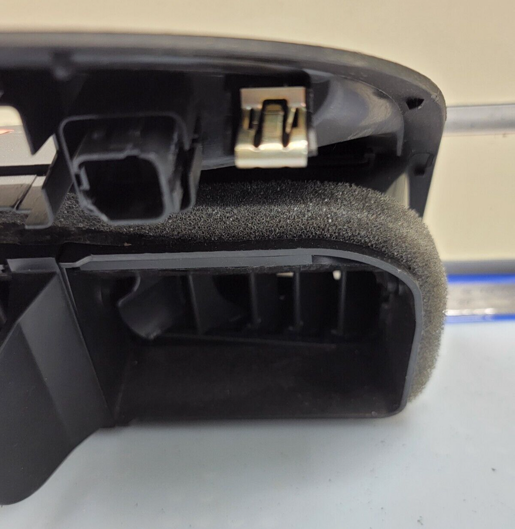 🔥07 - 09 Saturn Aura Air Vent Grille Nozzle Dash Board Switch Hazard OEM BLACK