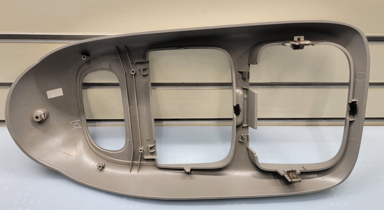 🔥97-03 Ford F150 EXPEDITION Overhead CONSOLE Display Comp STORAGE Frame GRAY 08