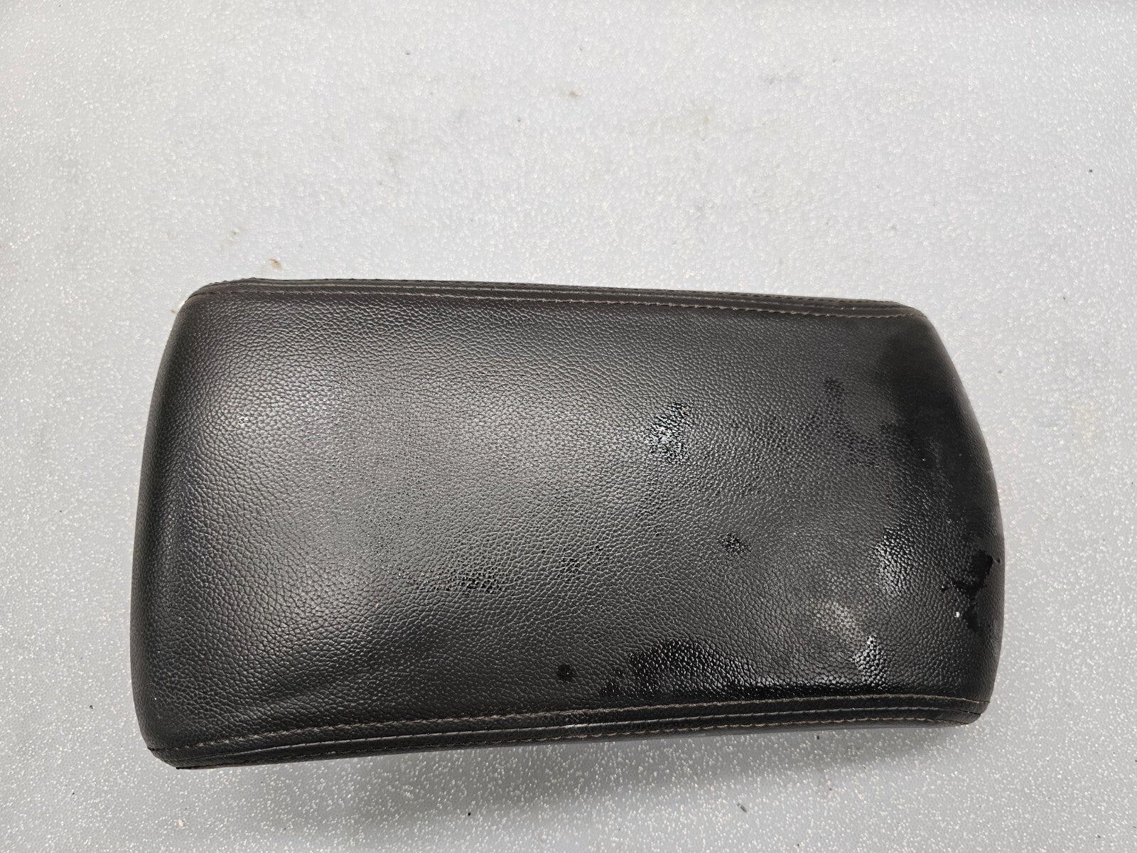 🔥08-13 Rogue Front Center Console Storage Arm Rest Lid Cover Leather Black OEM