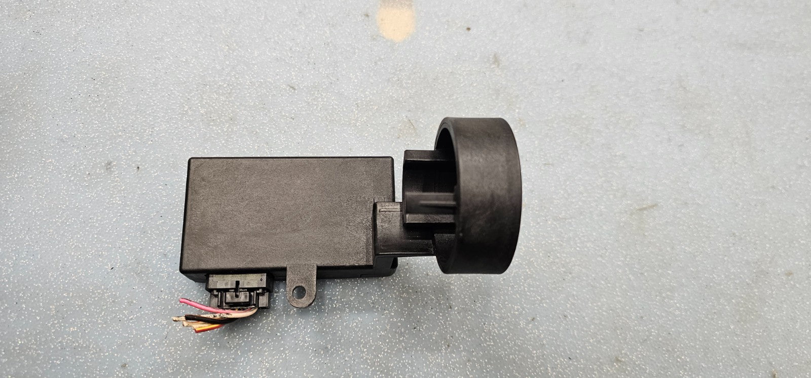 🔥04-08 CHRY PACIFICA/300/CHARGER IGNITION LOCK CYLINDER ASSEMBLY HOUSING NO KEY