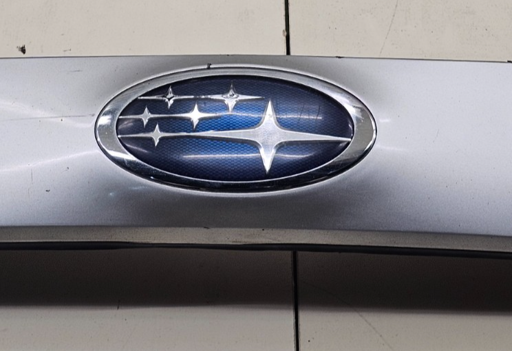 🔥2009-2013 SUBARU FORESTER REAR TAILGATE TRUNK MOLDING TRIM W/ BADGE GRAY OEM