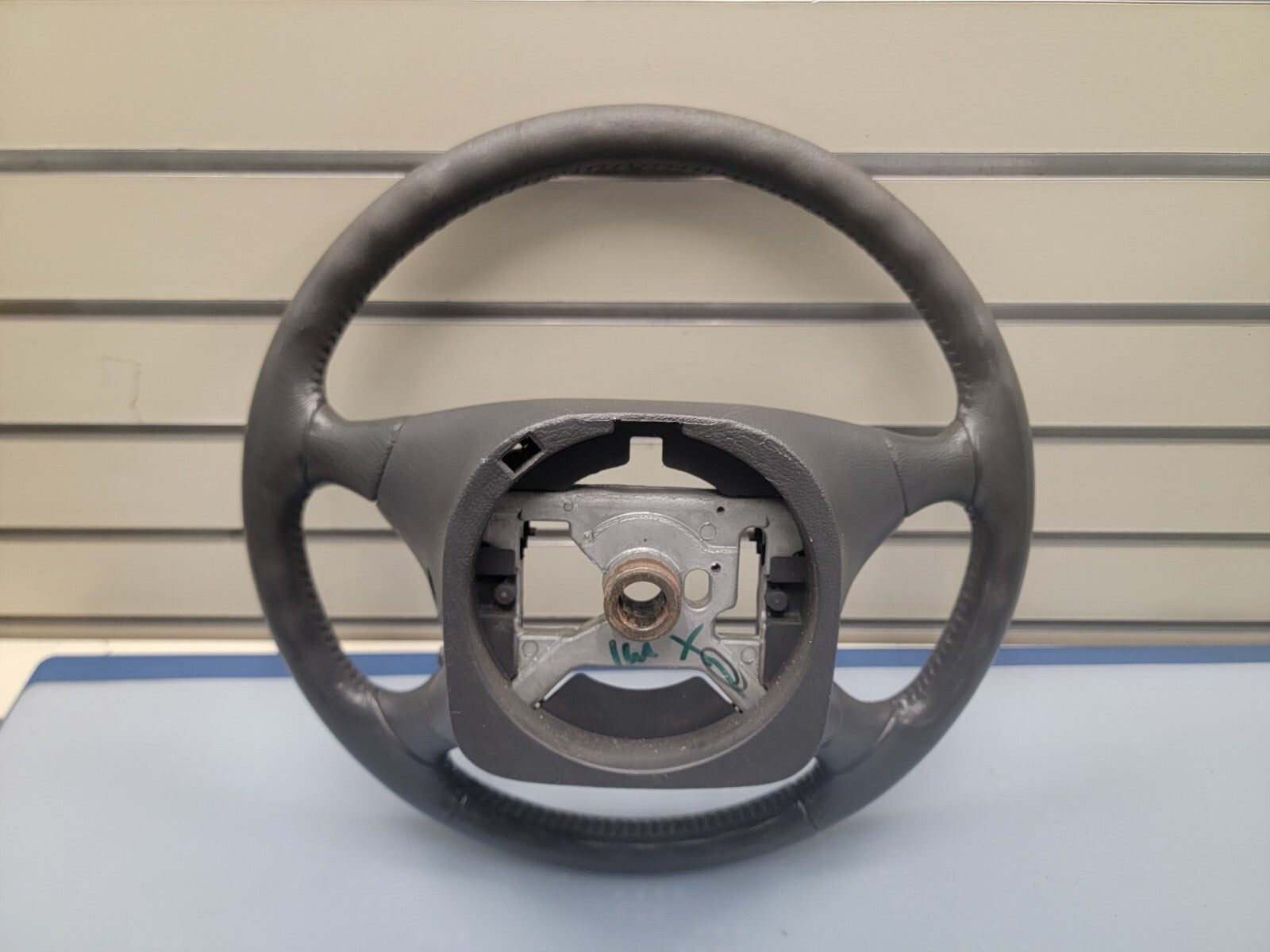 1999-2004 Ford Mustang Charcoal Leather GT Steering Wheel OEM Black