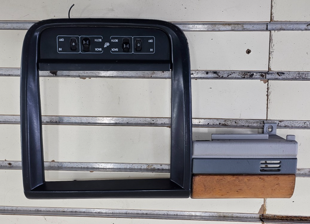 🔥98-02 LINCOLN CONTINENTAL CENTER DASH RADIO TRIM BEZEL OEM BLACK/WOOD