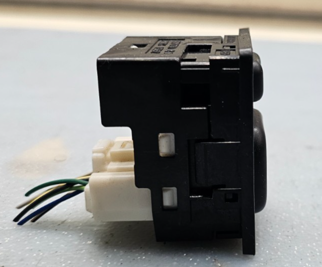 🔥02-06 TOYOTA CAMRY 04-11 Sienna 07-09 PRIUS DOOR MIRROR SWITCH POWER CONTROL
